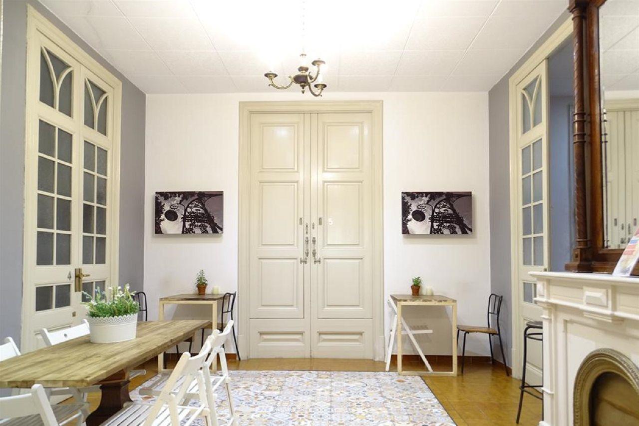 Coimpact Coliving Bruc Hostel *